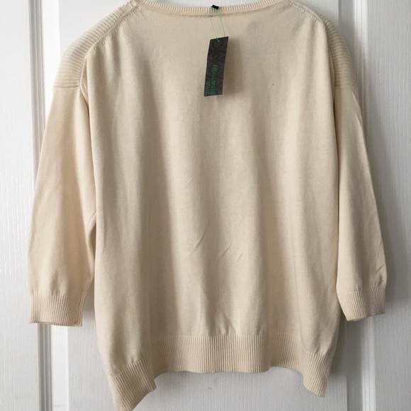 Cotton and Lace Sweater - Picture 5 of 5